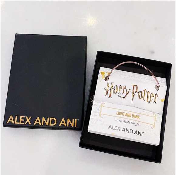 *FIRM* ALEX AND ANI HARRY POTTER LIGHT & DARK INSIDE OF US BANGLE - NEW/NO TAGS - Picture 4 of 6